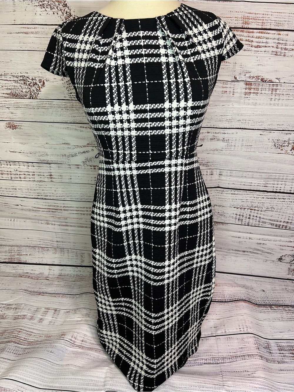 New York & Co. Black and White Plaid Cap-Sleeve Sheath Dress